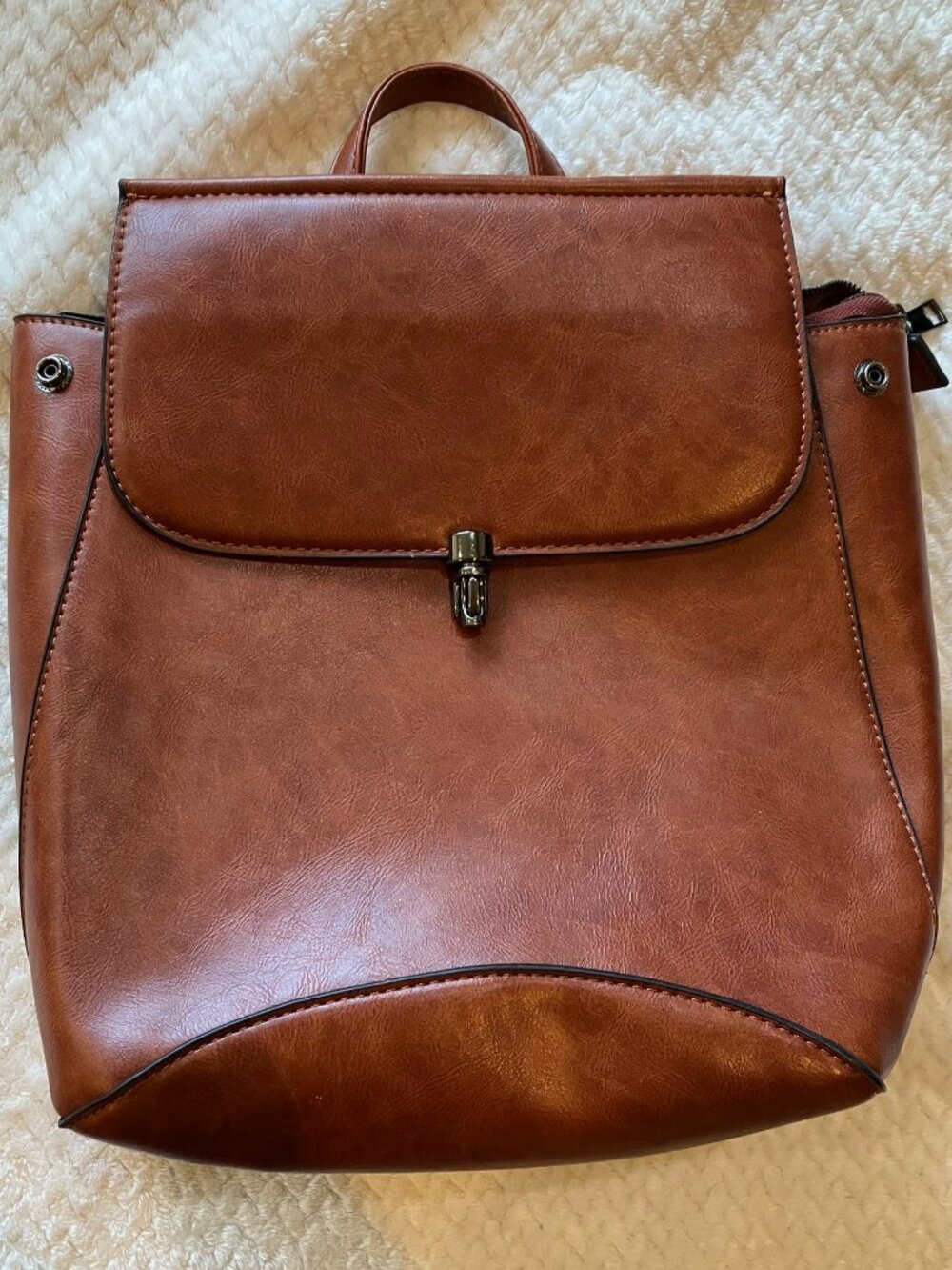 Wink Kangaroo Brown Cognac Leather Backpack Purse Flap Clasp Zip Pockets Boho